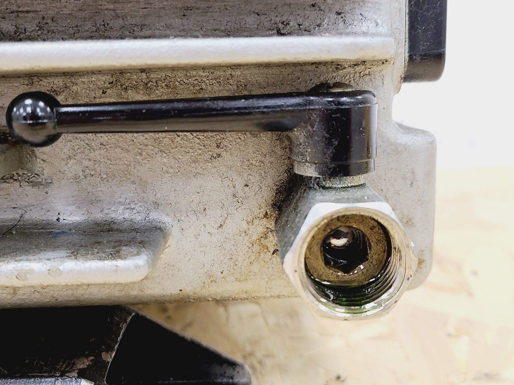 Image of Edwards 80 Two Stage Rotary Vane Pump