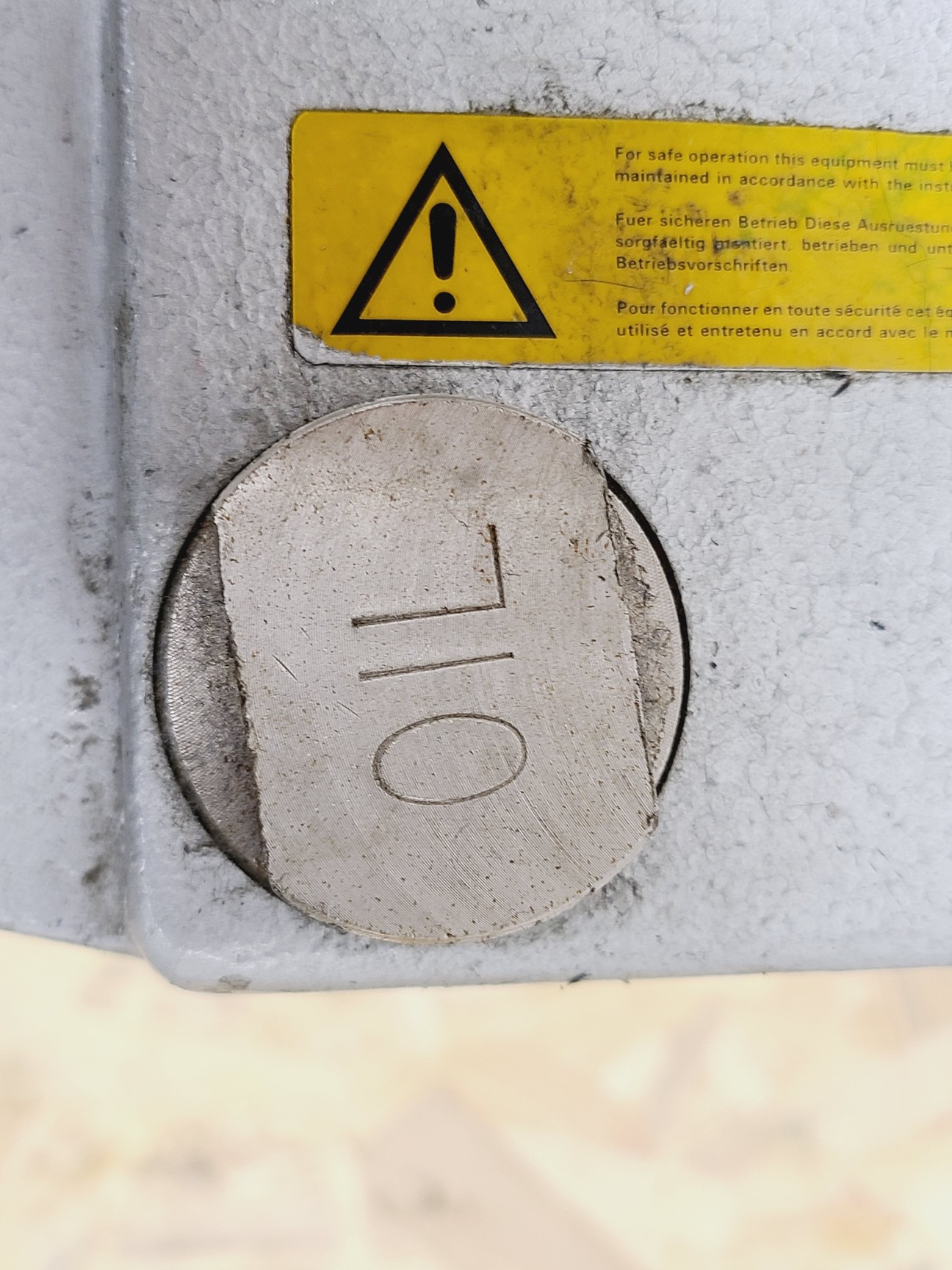 Image of Edwards 80 Two Stage Rotary Vane Pump