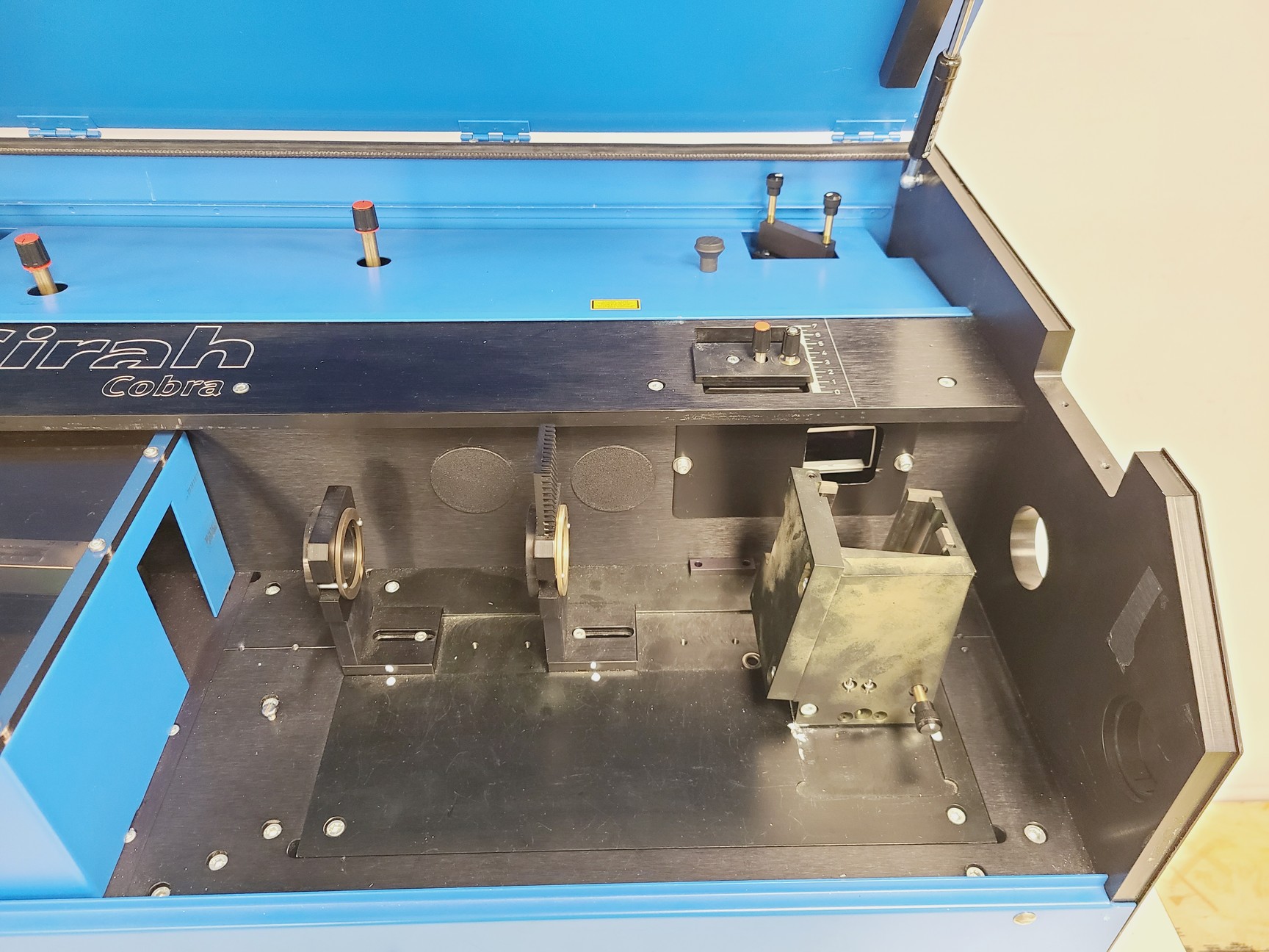 Image of Sirah Cobra Stretch Dye Laser CSTR-LG-24 Lab