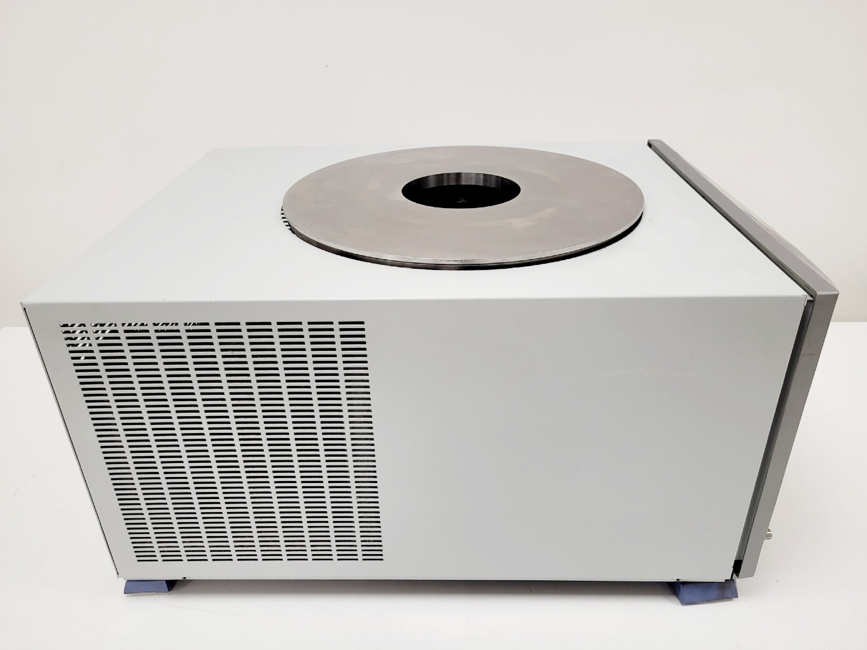 Image of Thermo Fisher Scientific ModulyoD-230 Freeze Dryer Lab