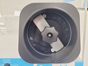 Thumbnail image of Baker Ruskinn BUGBOX Anaerobic Cabinet Lab