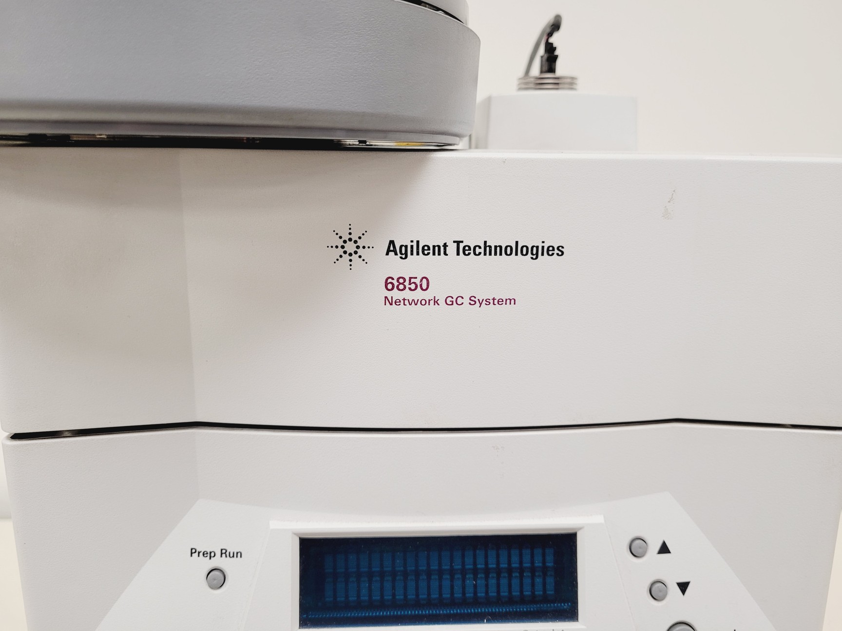 Image of Agilent 6850 Network GC System With 6850 Series Auto Sampler