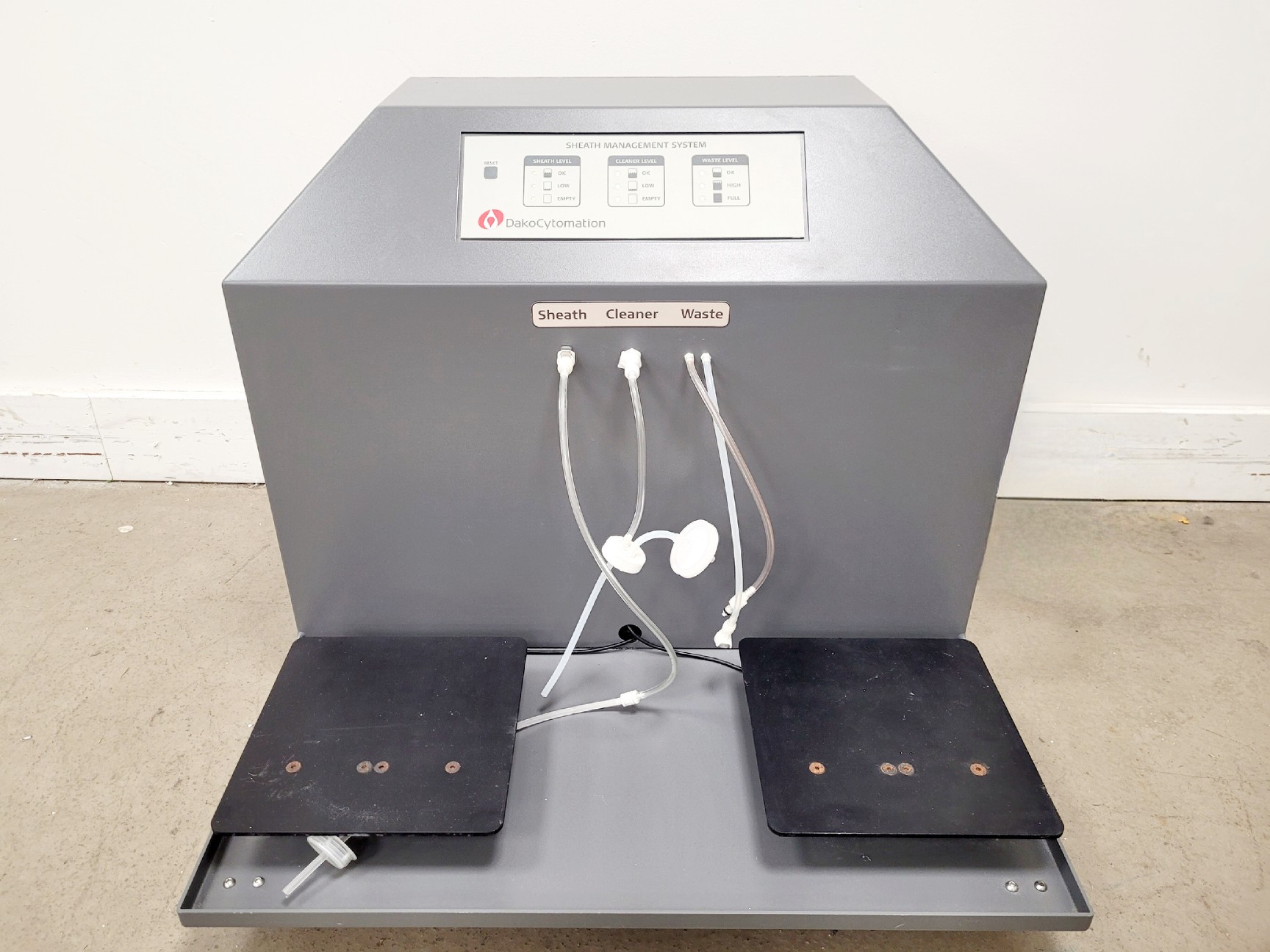 Image of DakoCytomation CyAn ADP Flow Cytometer with SMS & PC