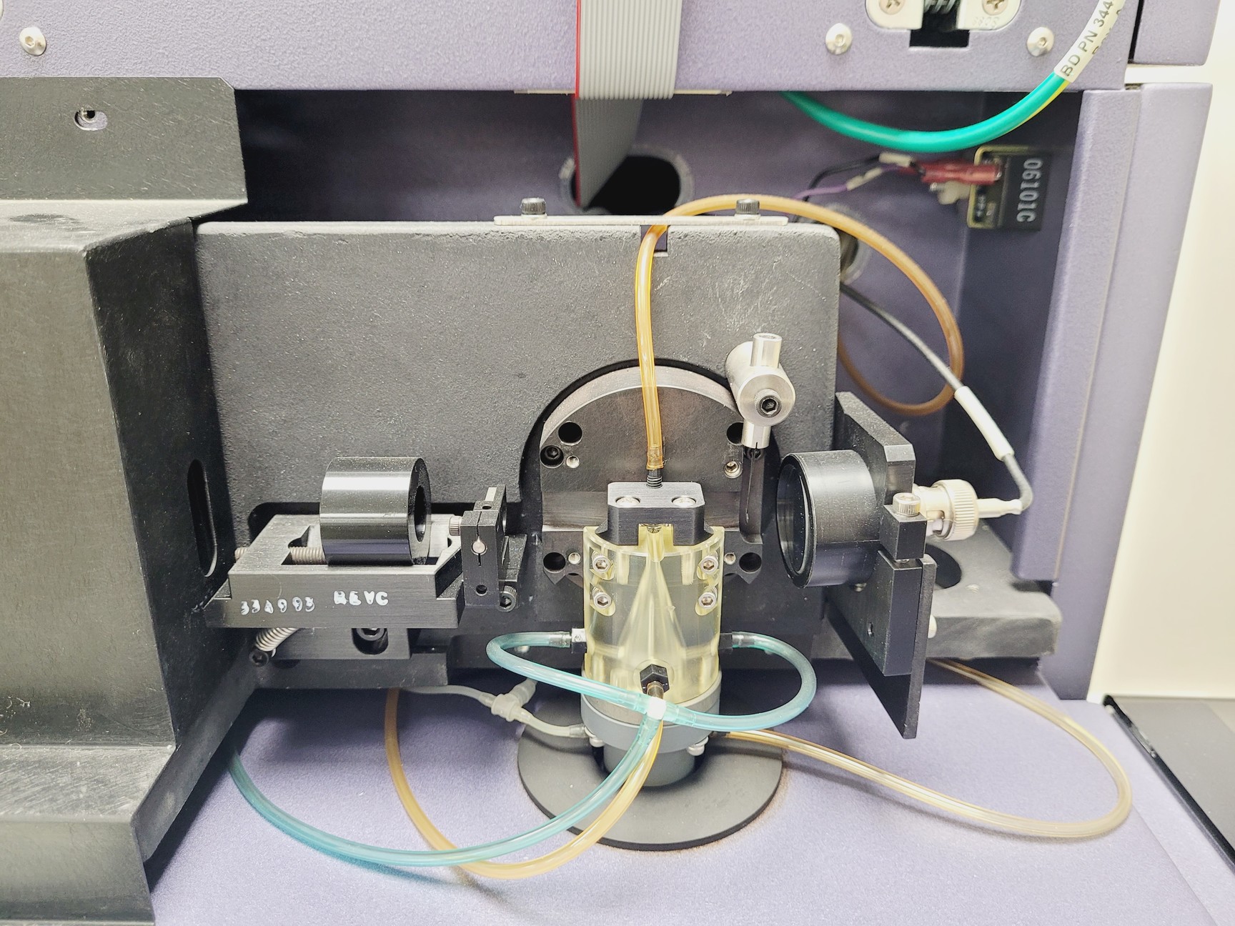 Image of BD FACSCanto II Flow Cytometer with Fluidics Cart Lab