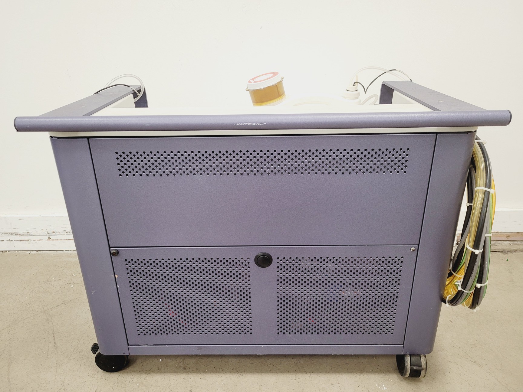 Image of BD FACSCanto II Flow Cytometer with Fluidics Cart Lab