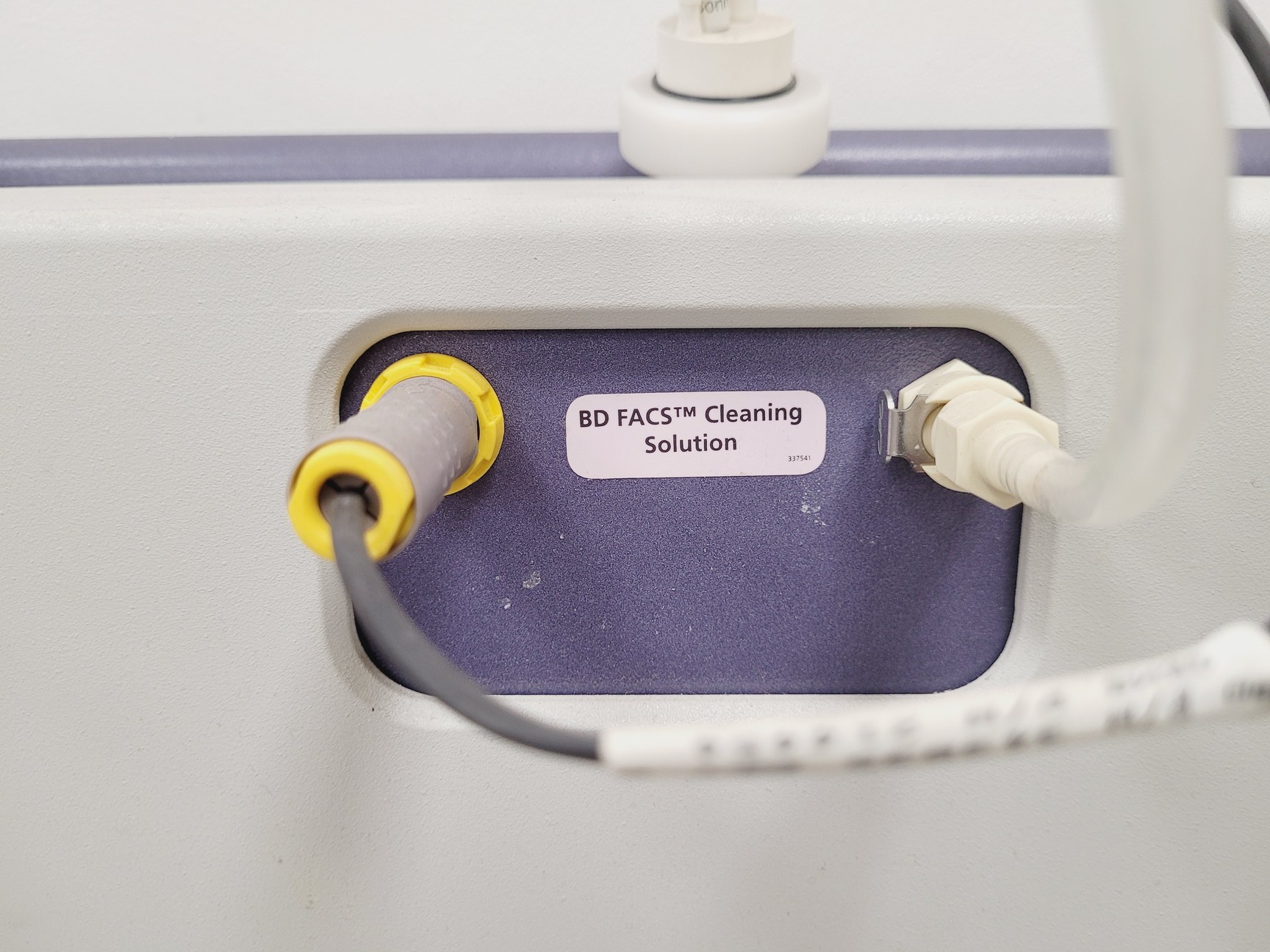 Image of BD FACSCanto II Flow Cytometer with Fluidics Cart Lab