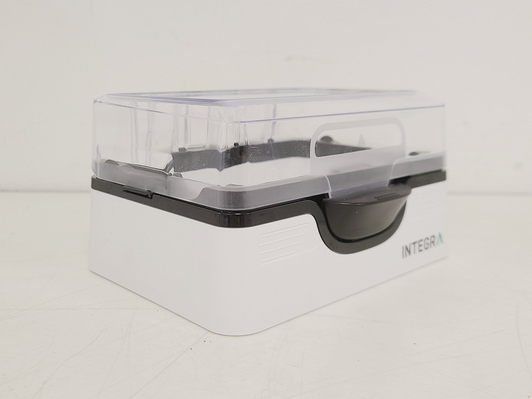 Image of 29 x Reusable ECO base Integra Tip Boxes & 4x Pop Top Base 