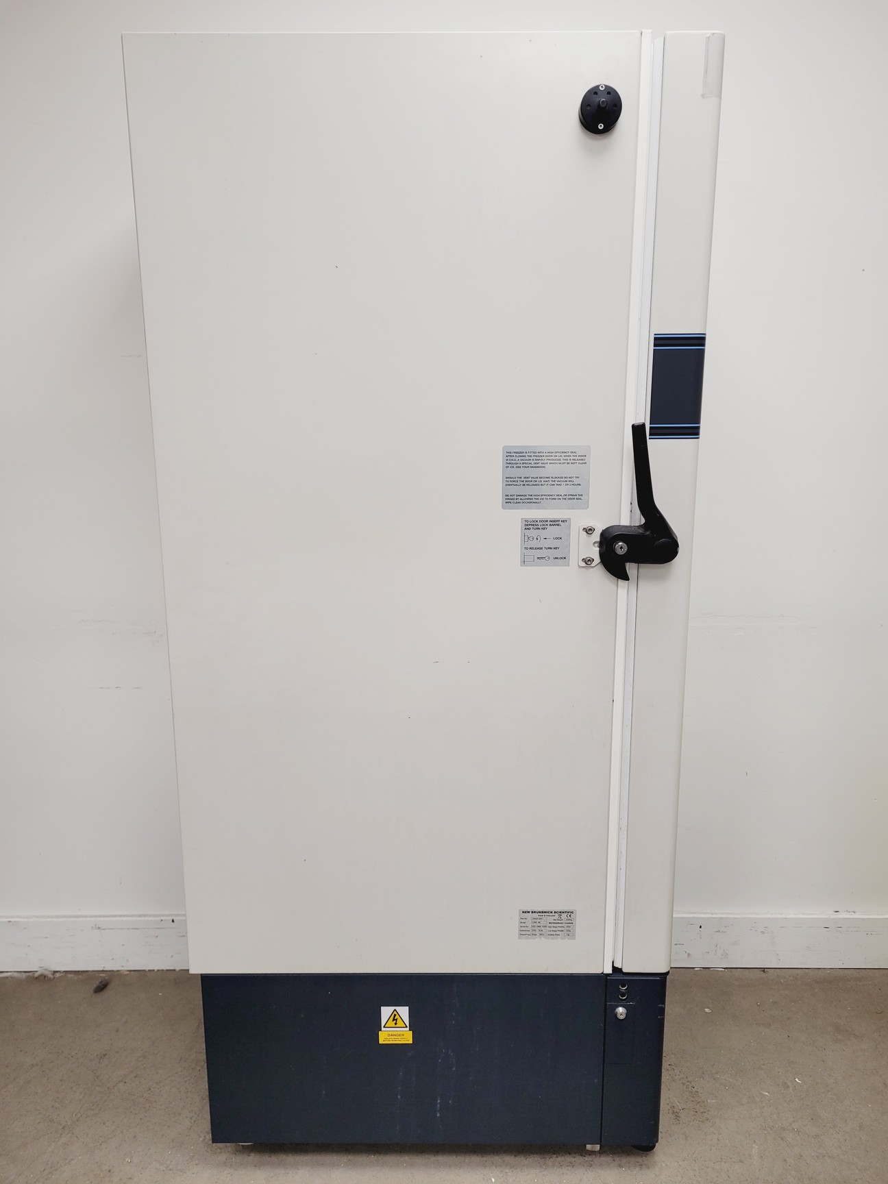 Image of New Brunswick Scientific U360 -86 Ultra Low Temperature Freezer