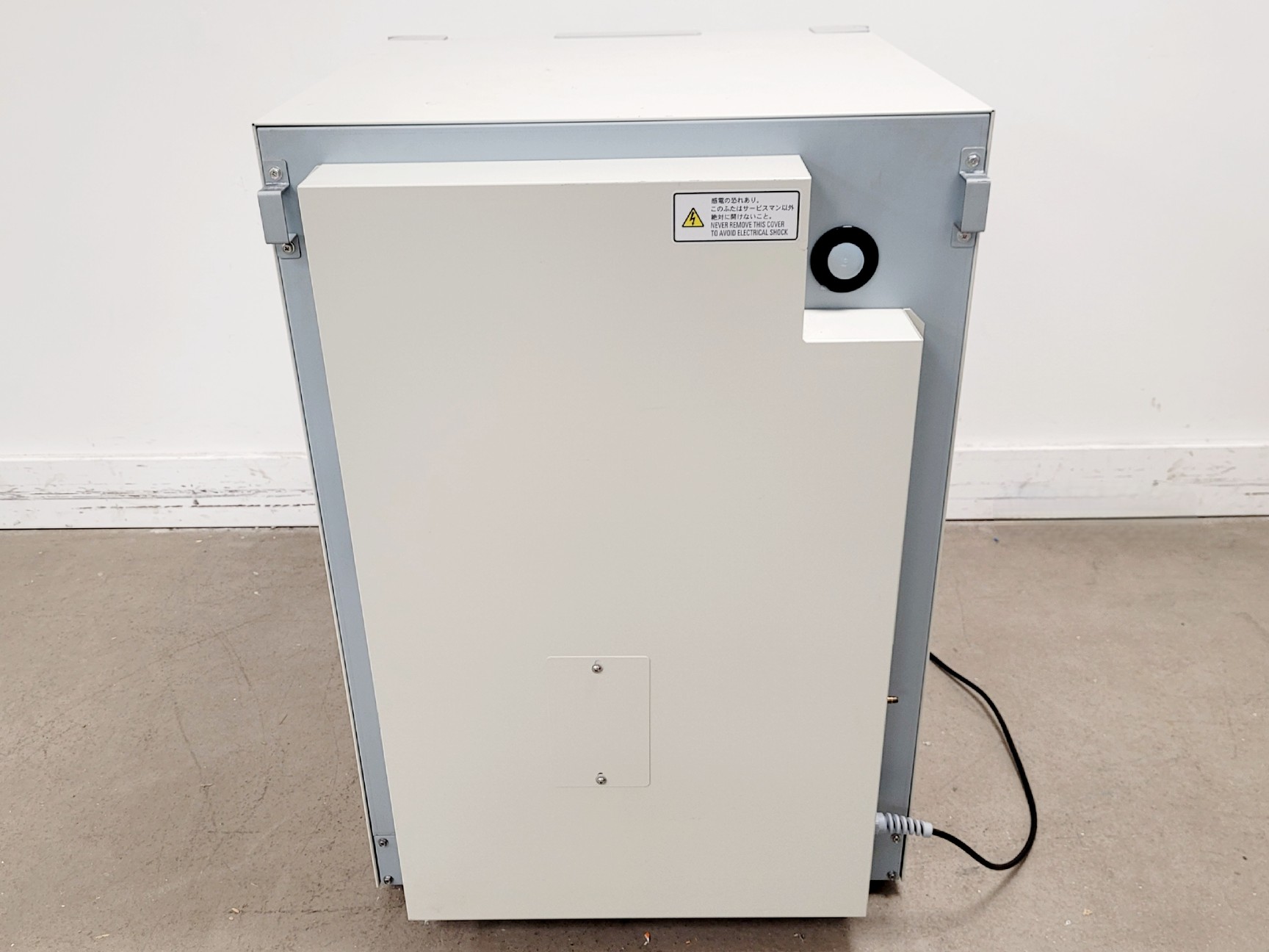 Image of Sanyo MCO-19AIC Laboratory CO2 Incubator 