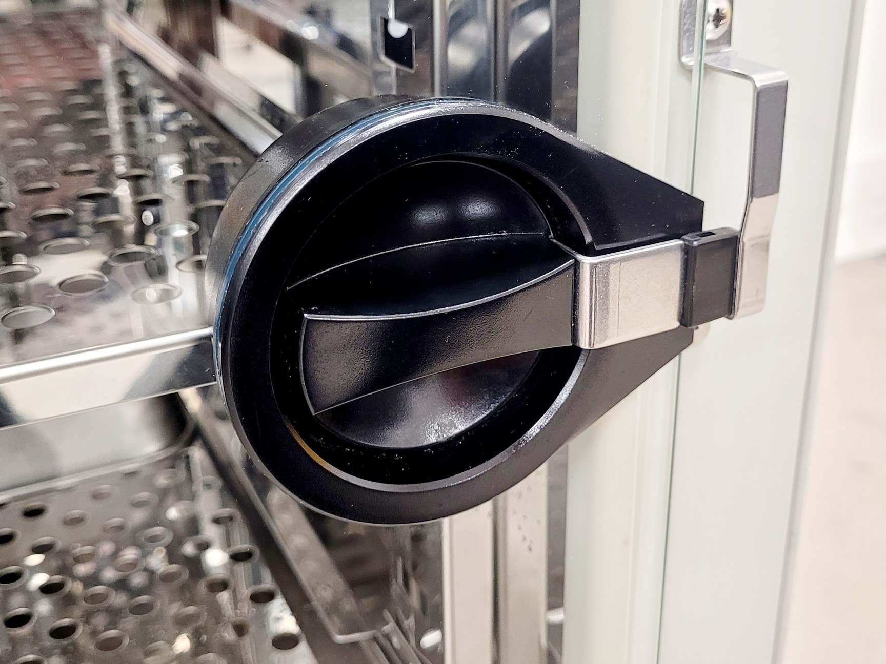 Image of Sanyo MCO-19AIC Laboratory CO2 Incubator 