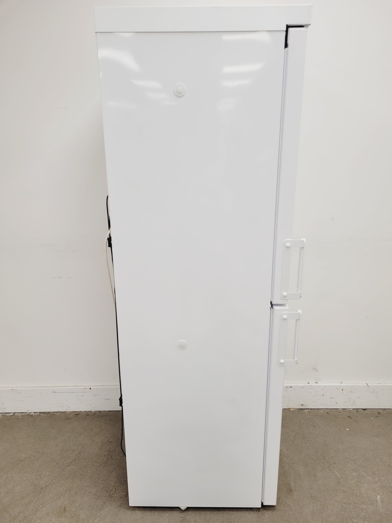Image of Thermo Scientific 263C-AEV-TS Laboratory Fridge - Freezer