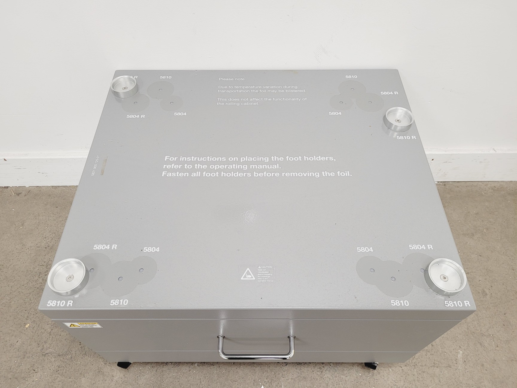 Image of  Eppendorf Mobile Centrifuge Table Model 5821