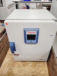Thumbnail image of Thermo Scientific Heratherm OGH60-S Advanced Protocol Oven
