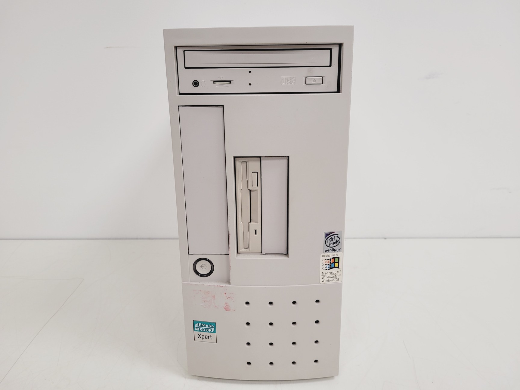 Image of Dilor XY-800 Double Monochromator Spectrometer w/ Nitrogen Cooled CCD Detector 