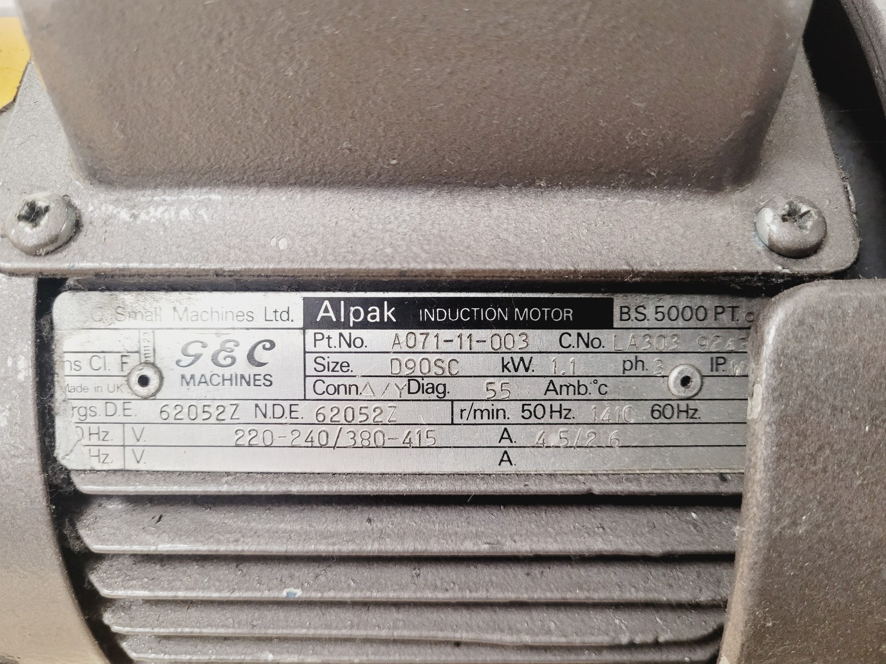 Image of Edwards E2M40 Vacuum Pump