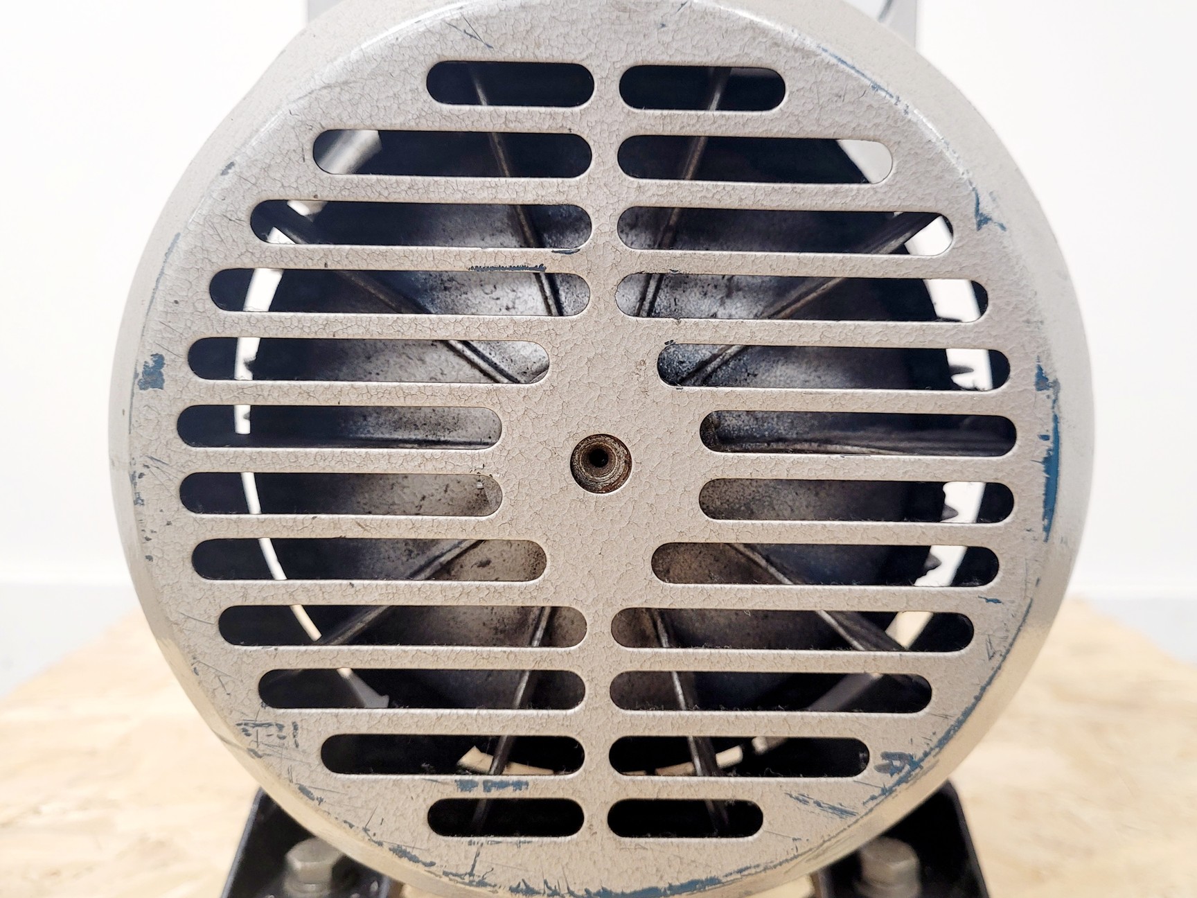 Image of Edwards E2M40 Vacuum Pump