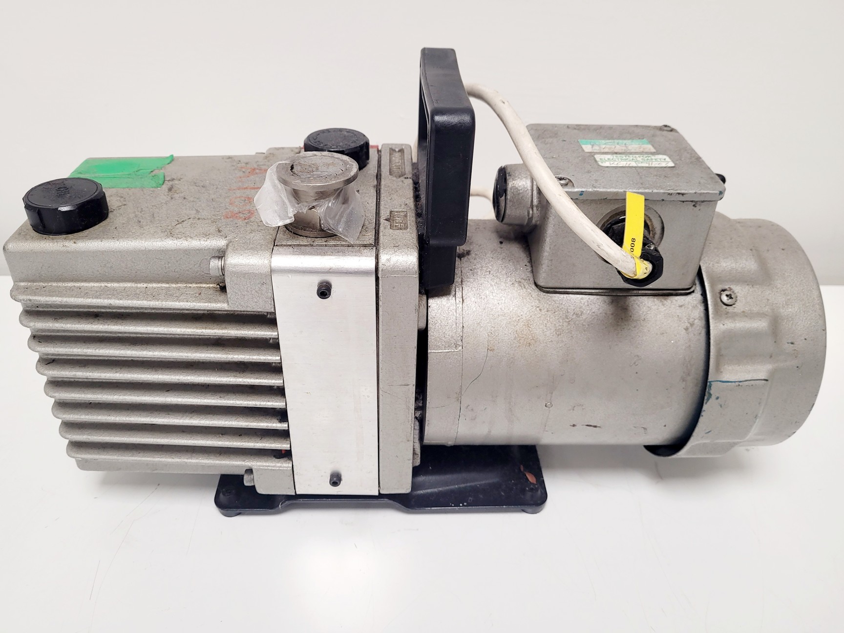 Image of Edwards 2 E2M2 Vacuum Pump