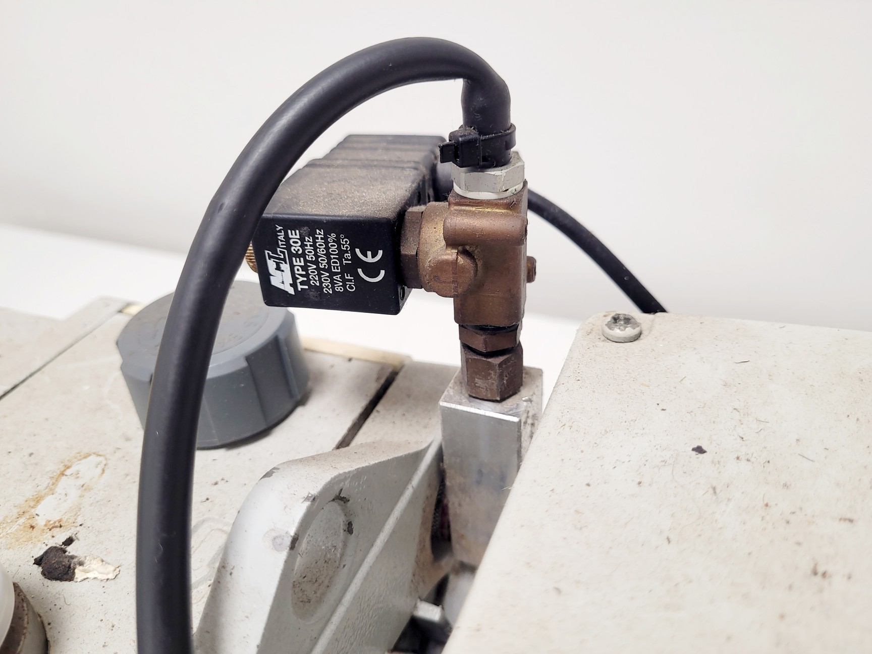 Image of Edwards 28 E2M28 Vacuum Pump