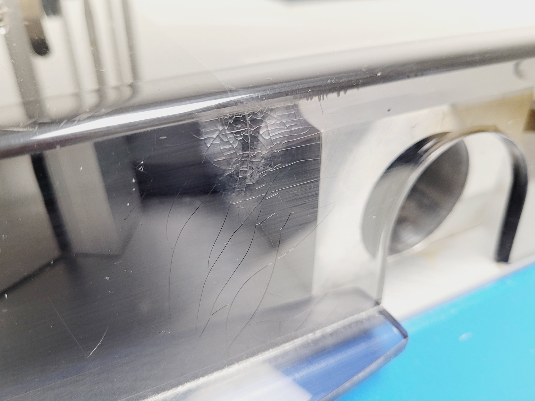 Image of AES Media Pourer Stacker APS300/90 Lab