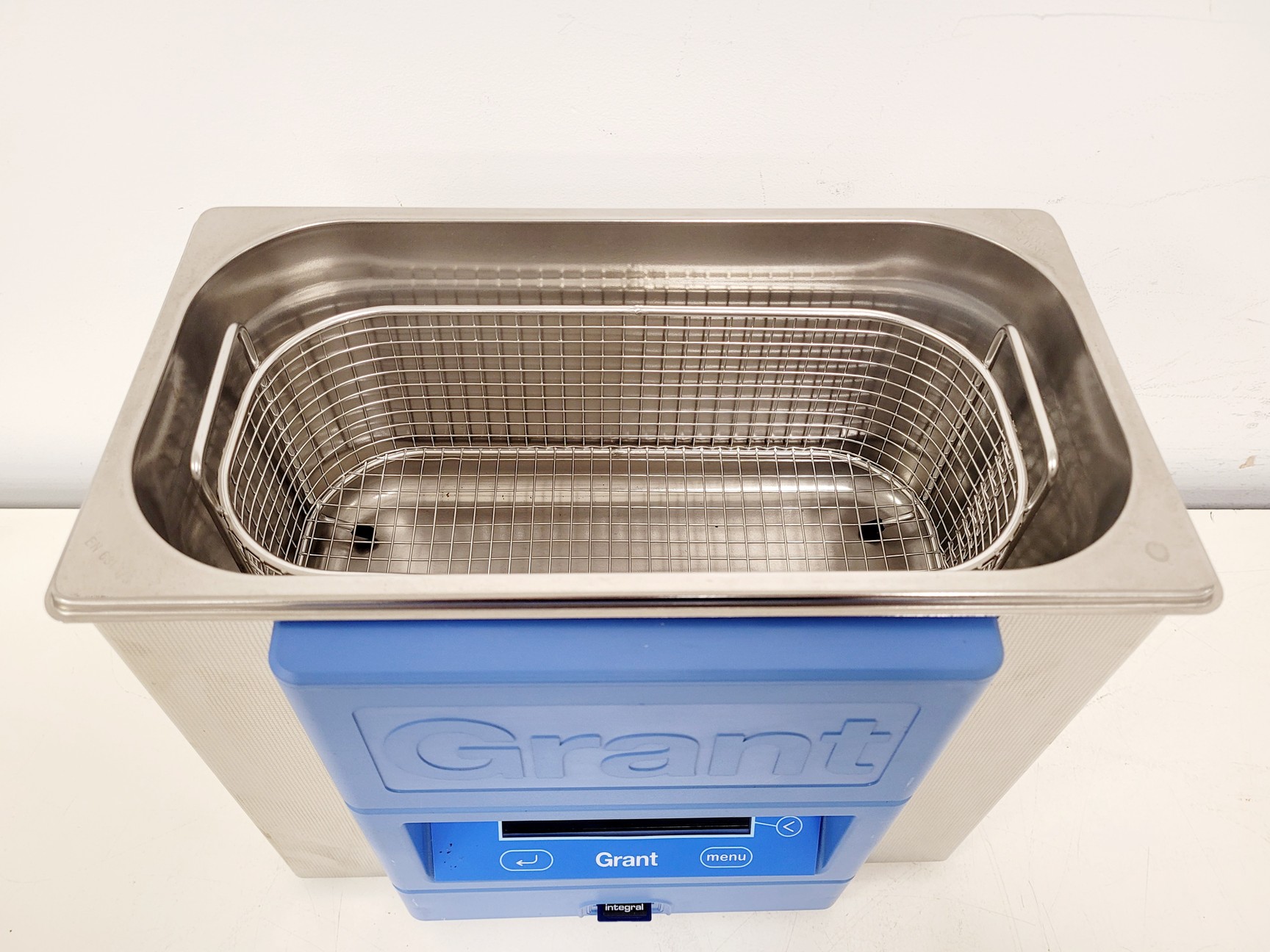 Image of Grant XUB5 Digital Ultrasonic Water Bath