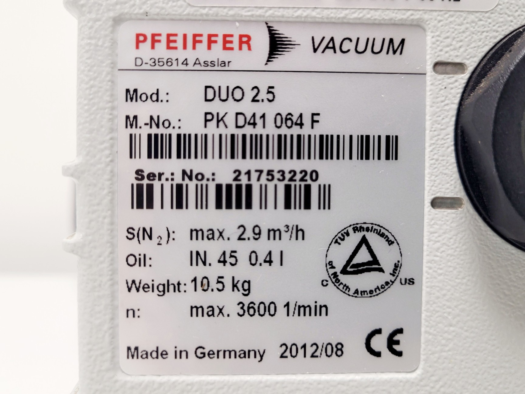 Image of Pfeiffer Duo 2.5 Rotary Vane Vacuum Pump 