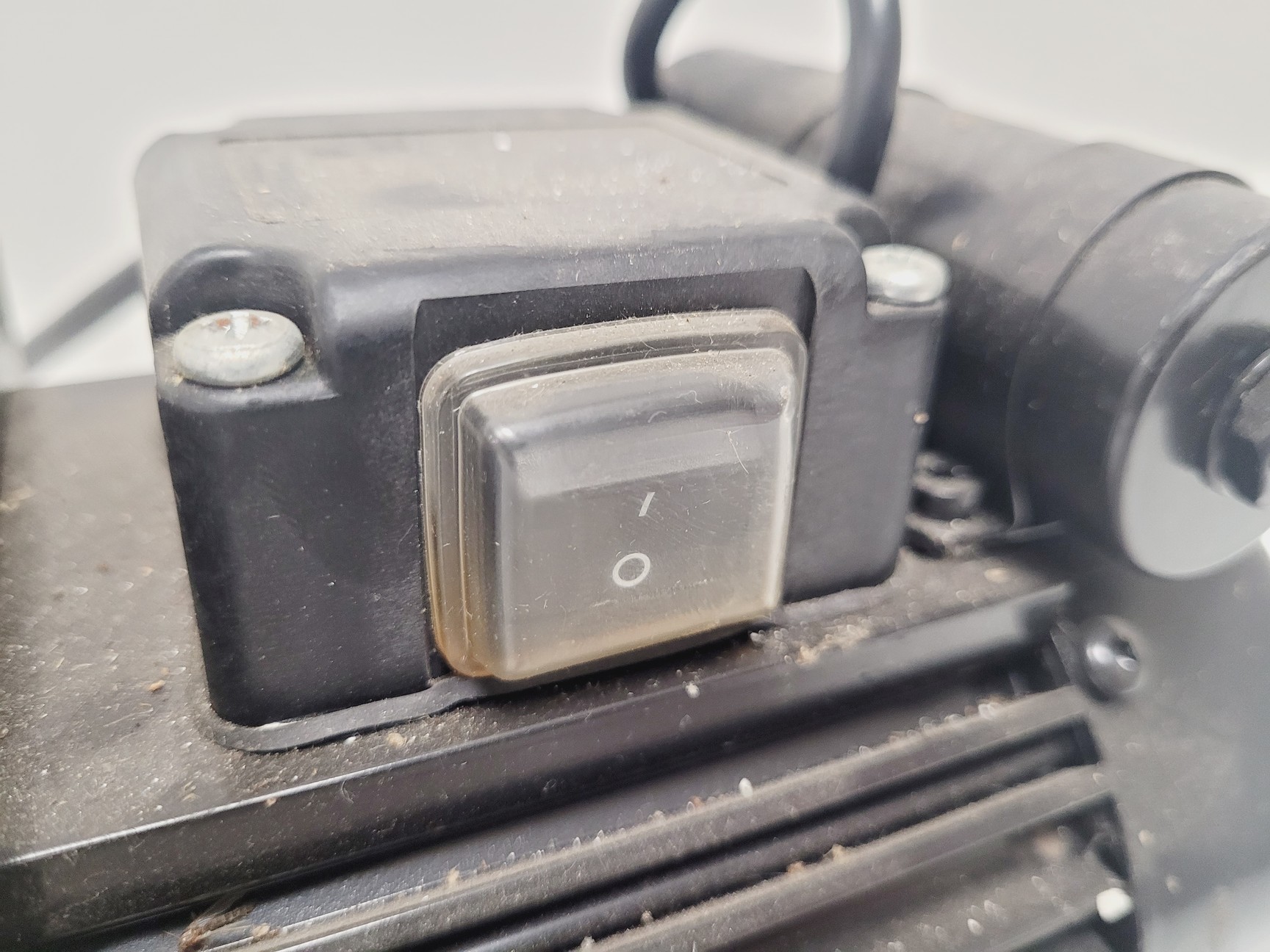 Image of Pfeiffer Duo 2.5 Rotary Vane Vacuum Pump 