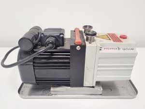Thumbnail image of Pfeiffer Duo 2.5 Rotary Vane Vacuum Pump 