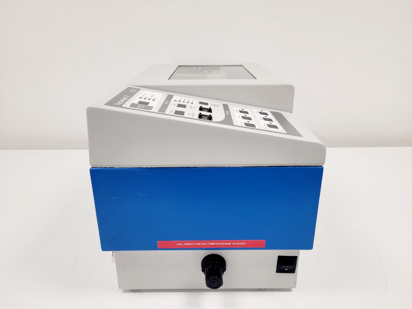 Image of Biotage TurboVap II Sample Evaporator & 10x 200ml Biotage Tubes Lab