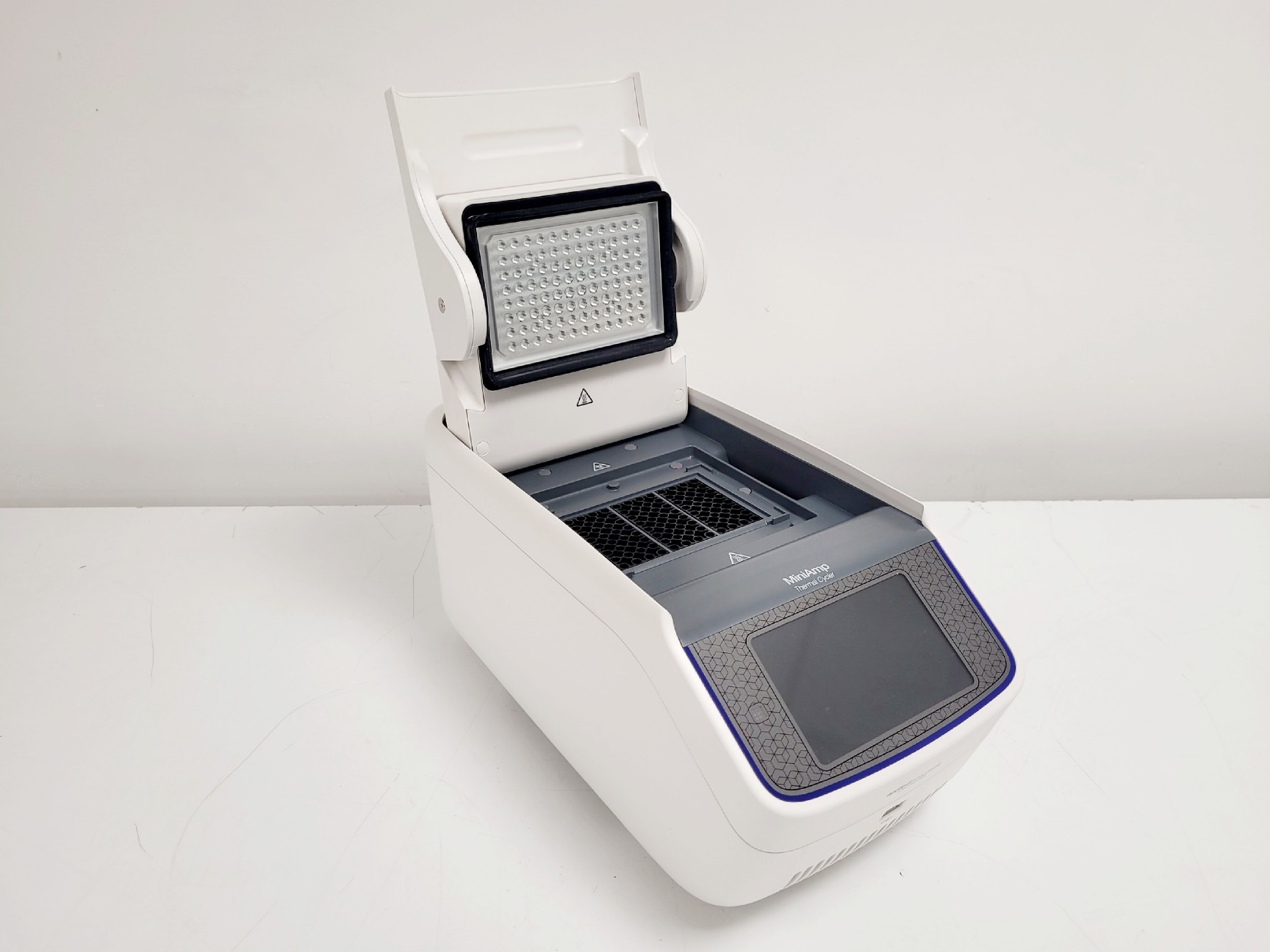 Image of Applied Biosystems 96-Well Plate MiniAmp Thermal Cycler (2020) Lab