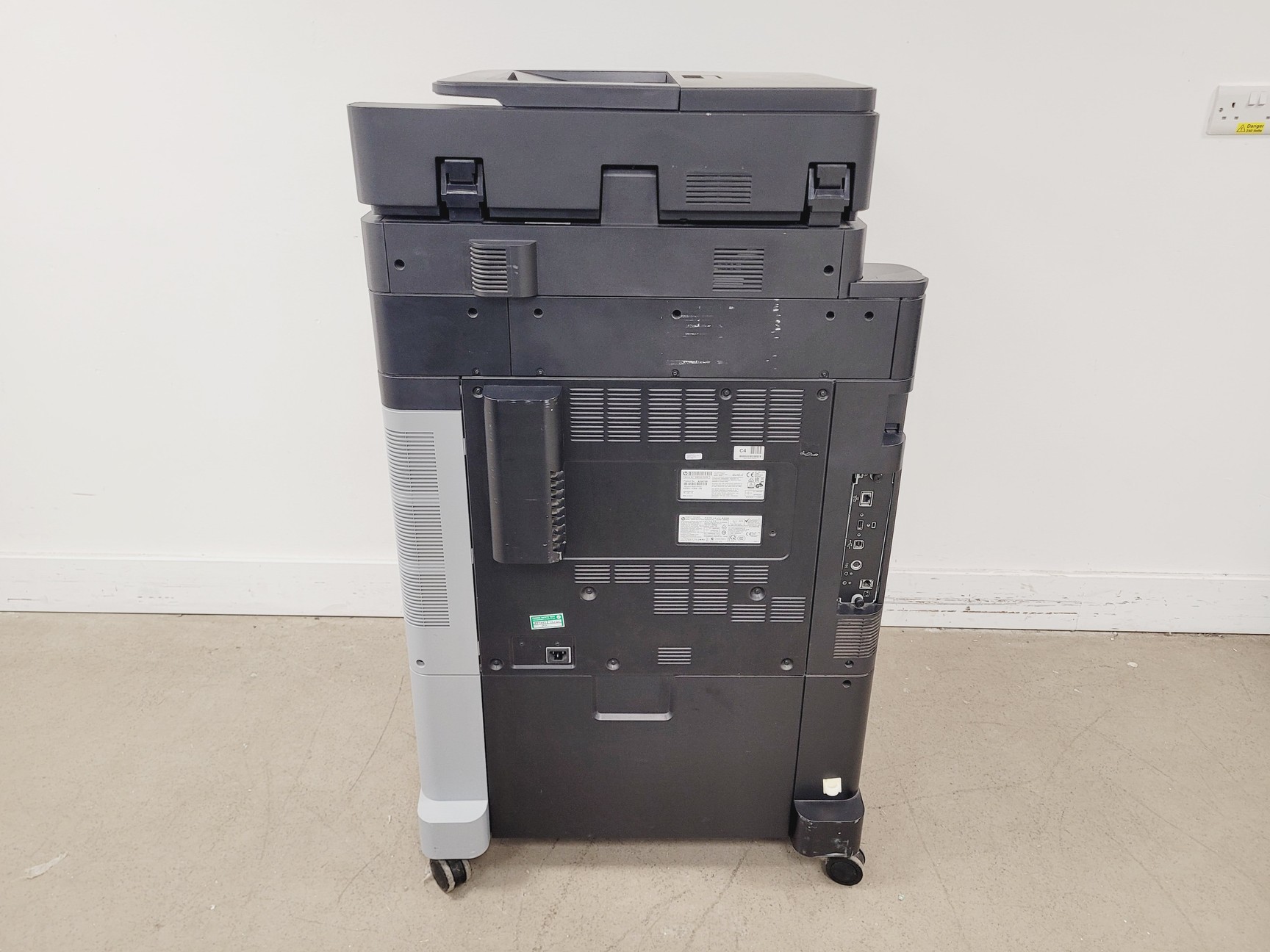 Image of HP Colour Laser Jet Flow MFP M880 Series Printer