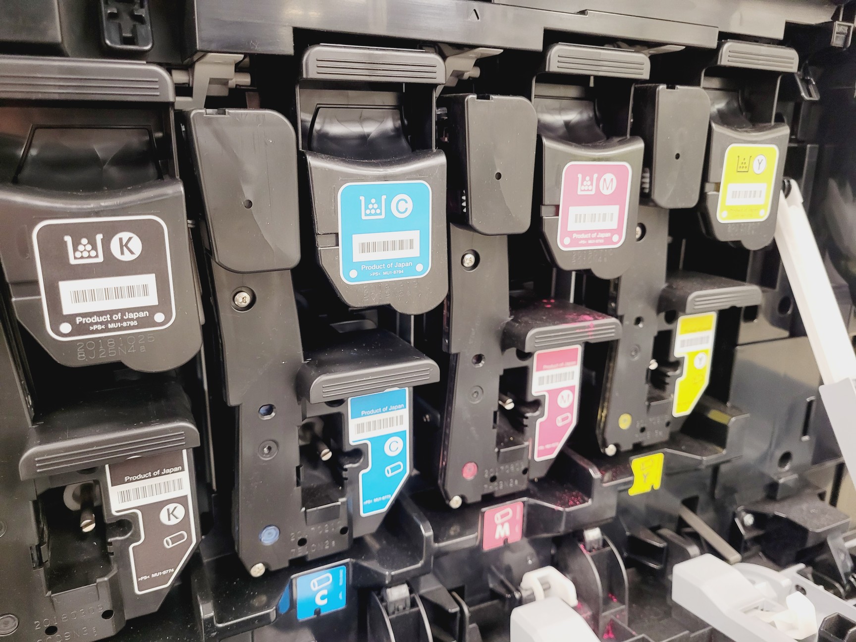 Image of HP Colour Laser Jet Flow MFP M880 Series Printer