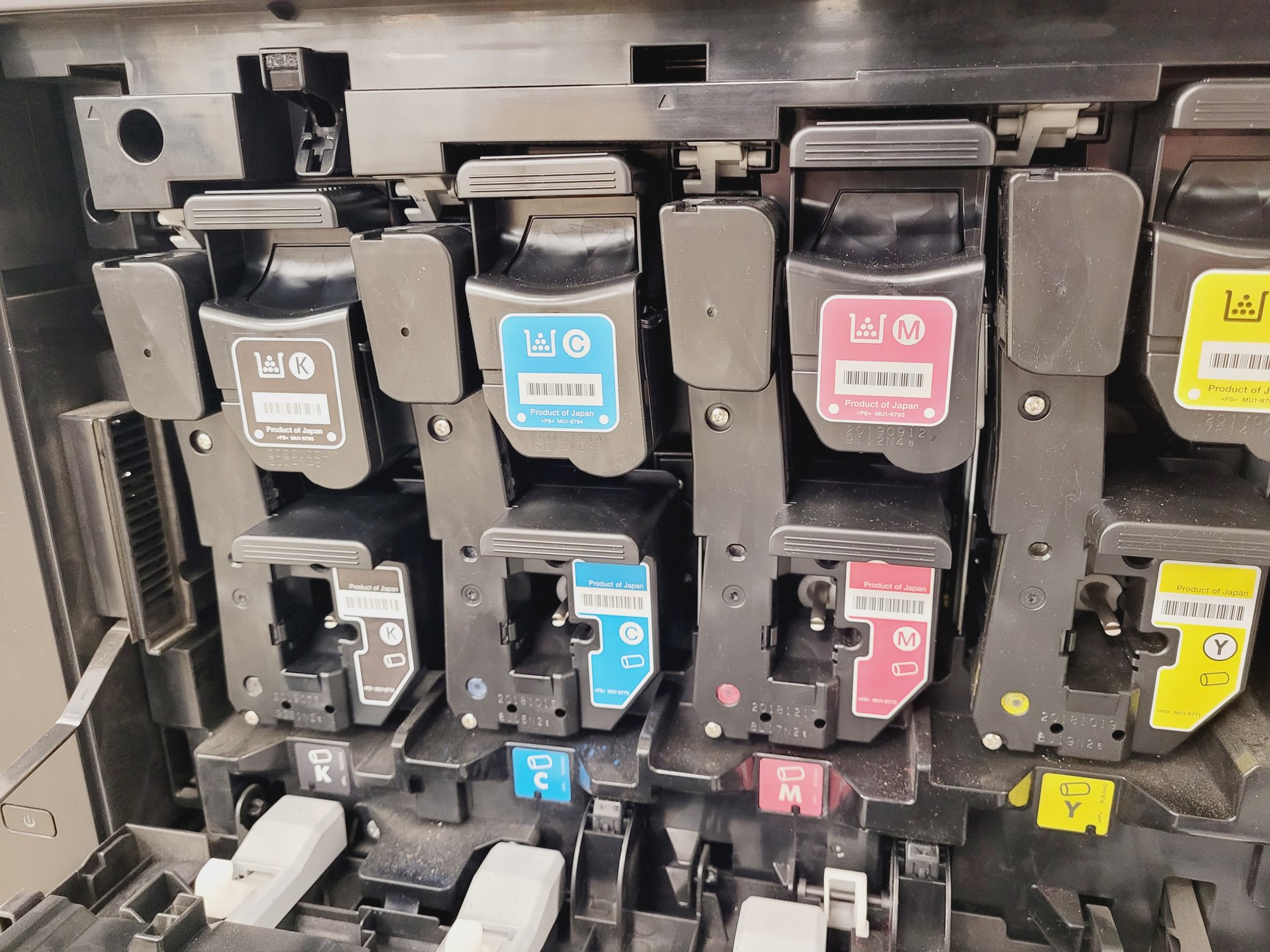 Image of HP Colour Laser Jet Flow MFP M880 Series Printer