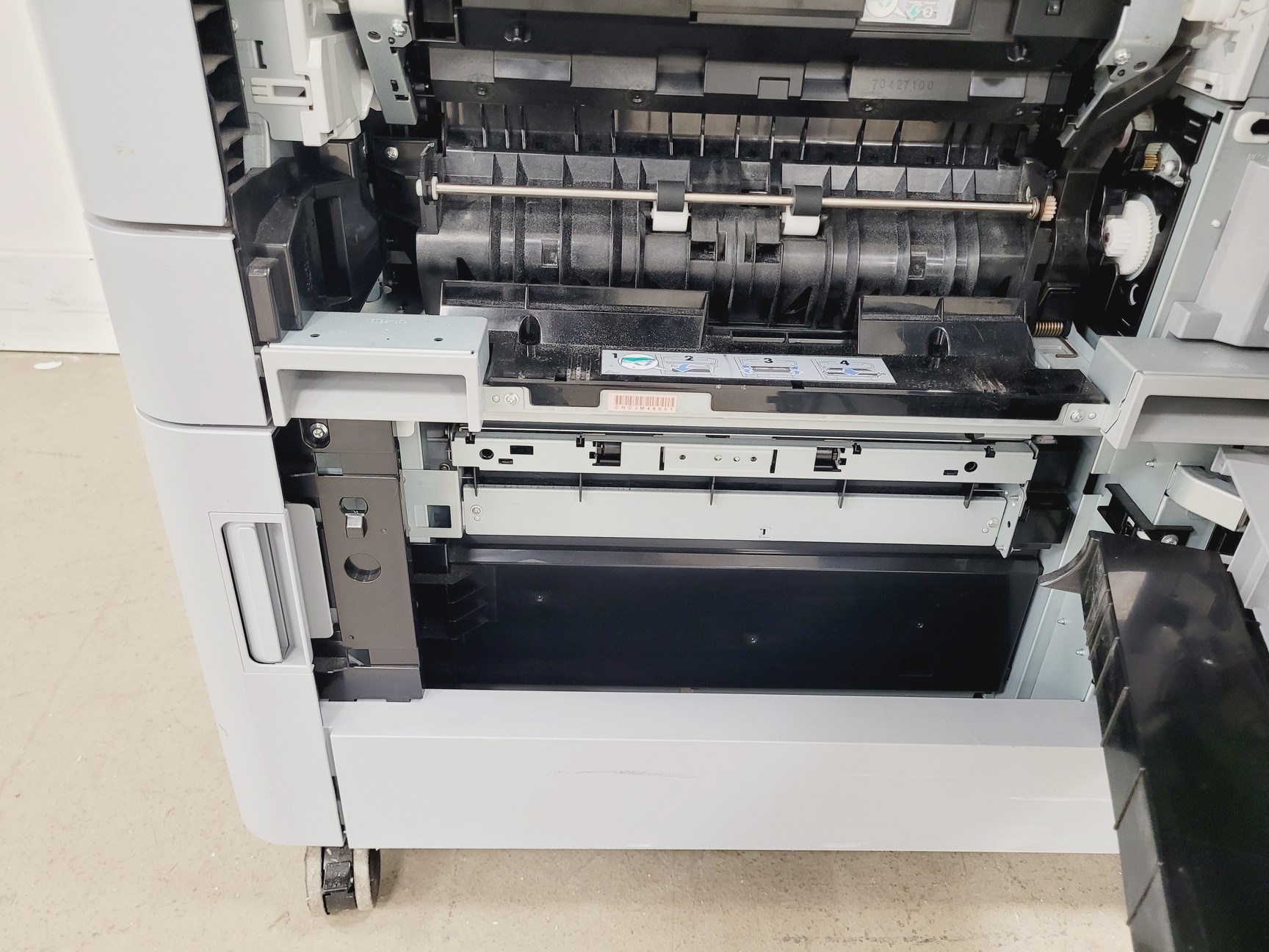 Image of HP Colour Laser Jet Flow MFP M880 Series Printer