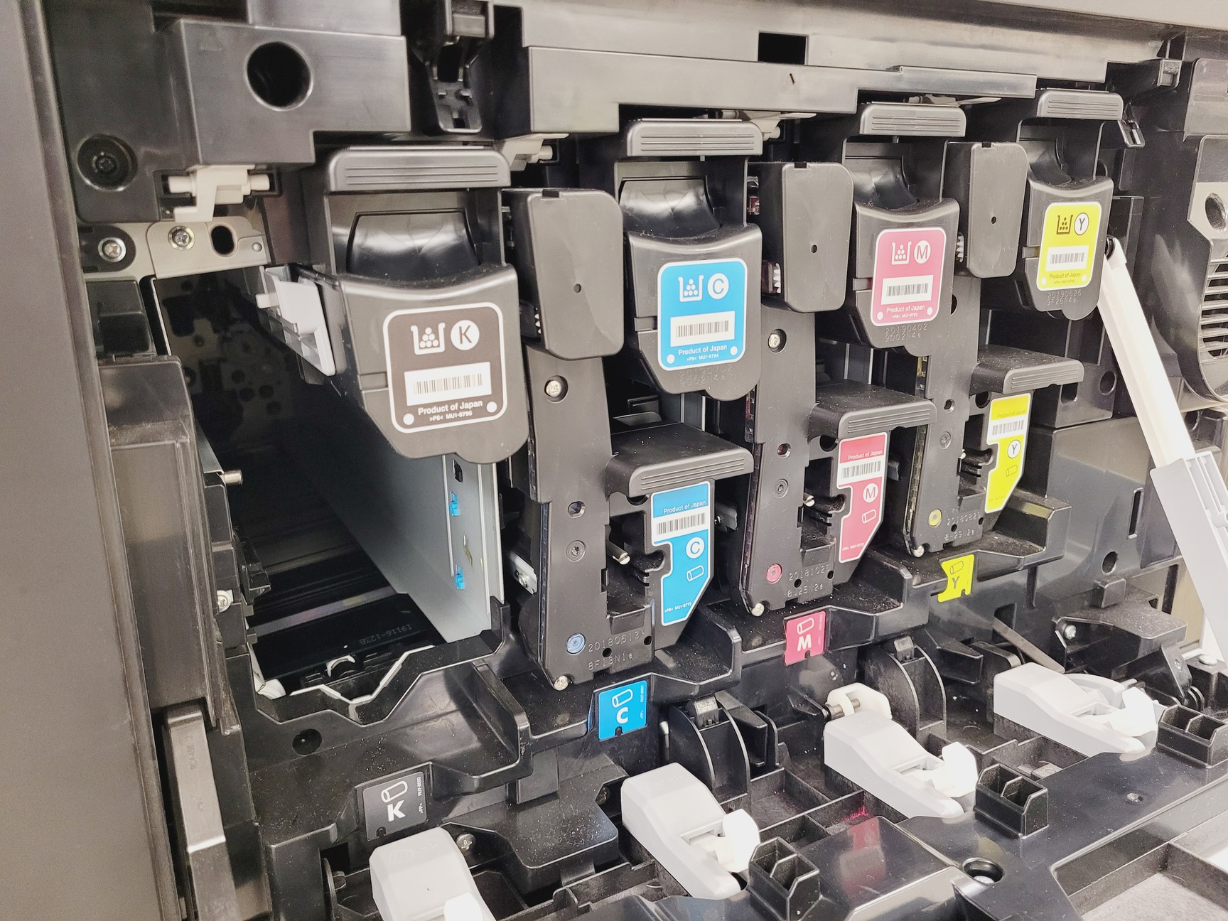 Image of HP Colour Laser Jet Flow MFP M880 Series Printer