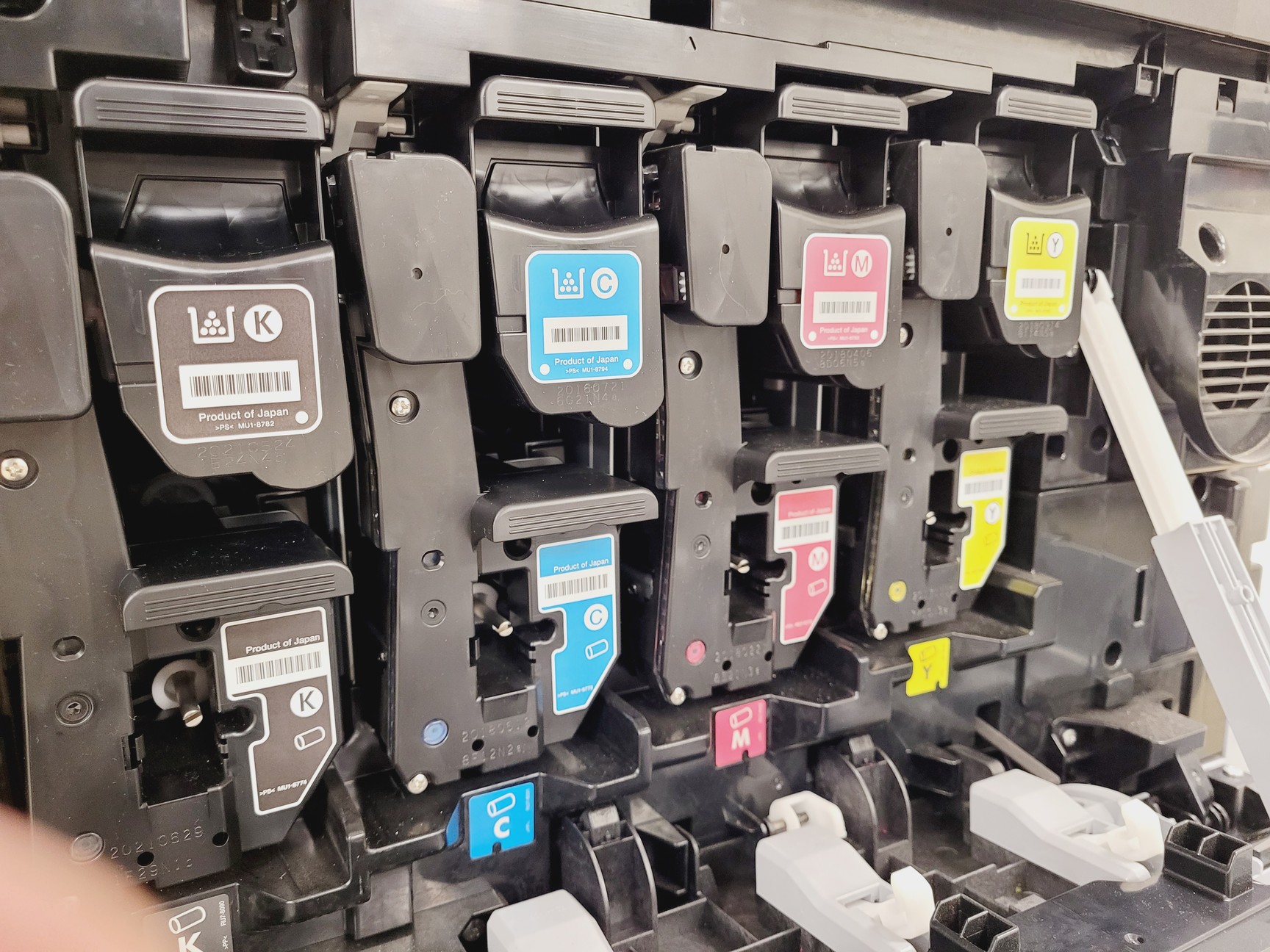 Image of HP Colour Laser Jet Flow MFP M880 Series Printer