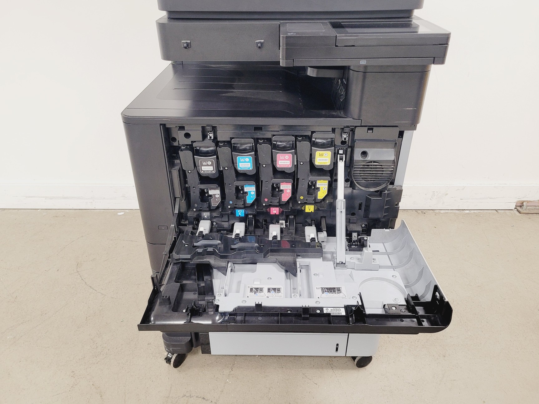 Image of HP Colour Laser Jet Flow MFP M880 Series Printer