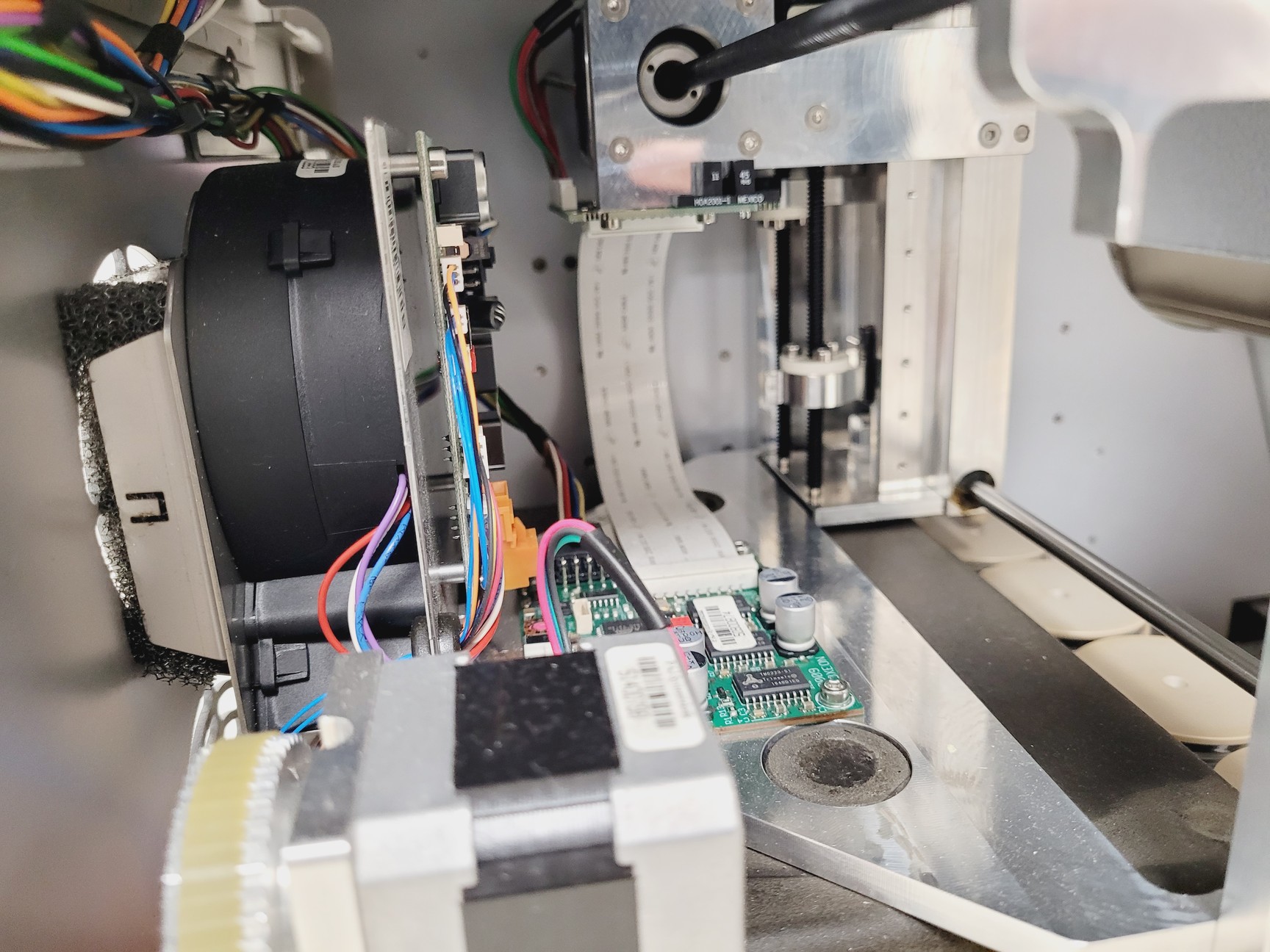 Image of Thermo Scientific Easy-Nano LC 1000 UHPLC Chromatography w/ Accessories 