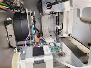 Thumbnail image of Thermo Scientific Easy-Nano LC 1000 UHPLC Chromatography w/ Accessories 