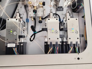 Thumbnail image of Thermo Scientific Easy-Nano LC 1000 UHPLC Chromatography w/ Accessories 