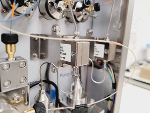 Thumbnail image of Thermo Scientific Easy-Nano LC 1000 UHPLC Chromatography w/ Accessories 