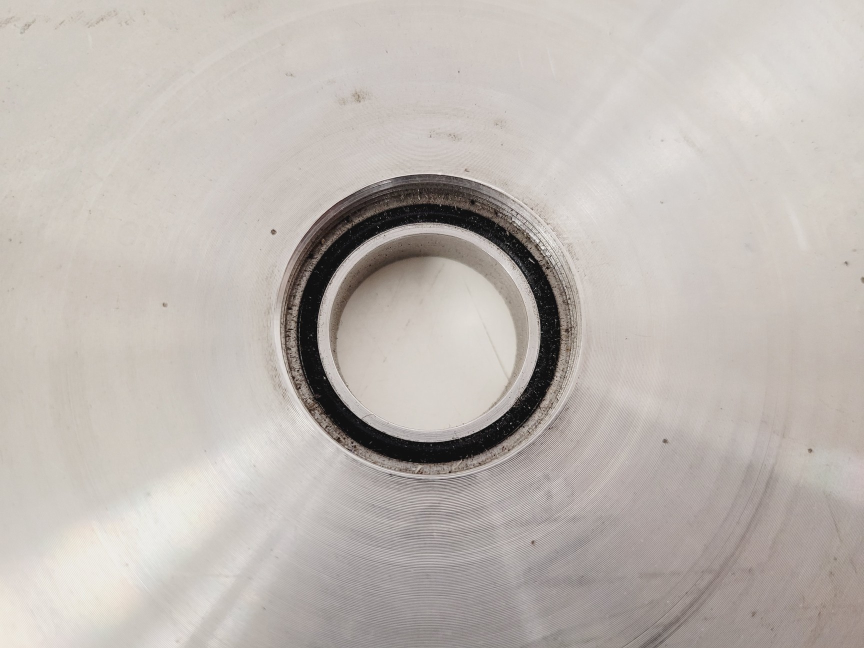 Image of Various Aluminium Chamber Components, Flanges, Viewports & Feed-Throughs 