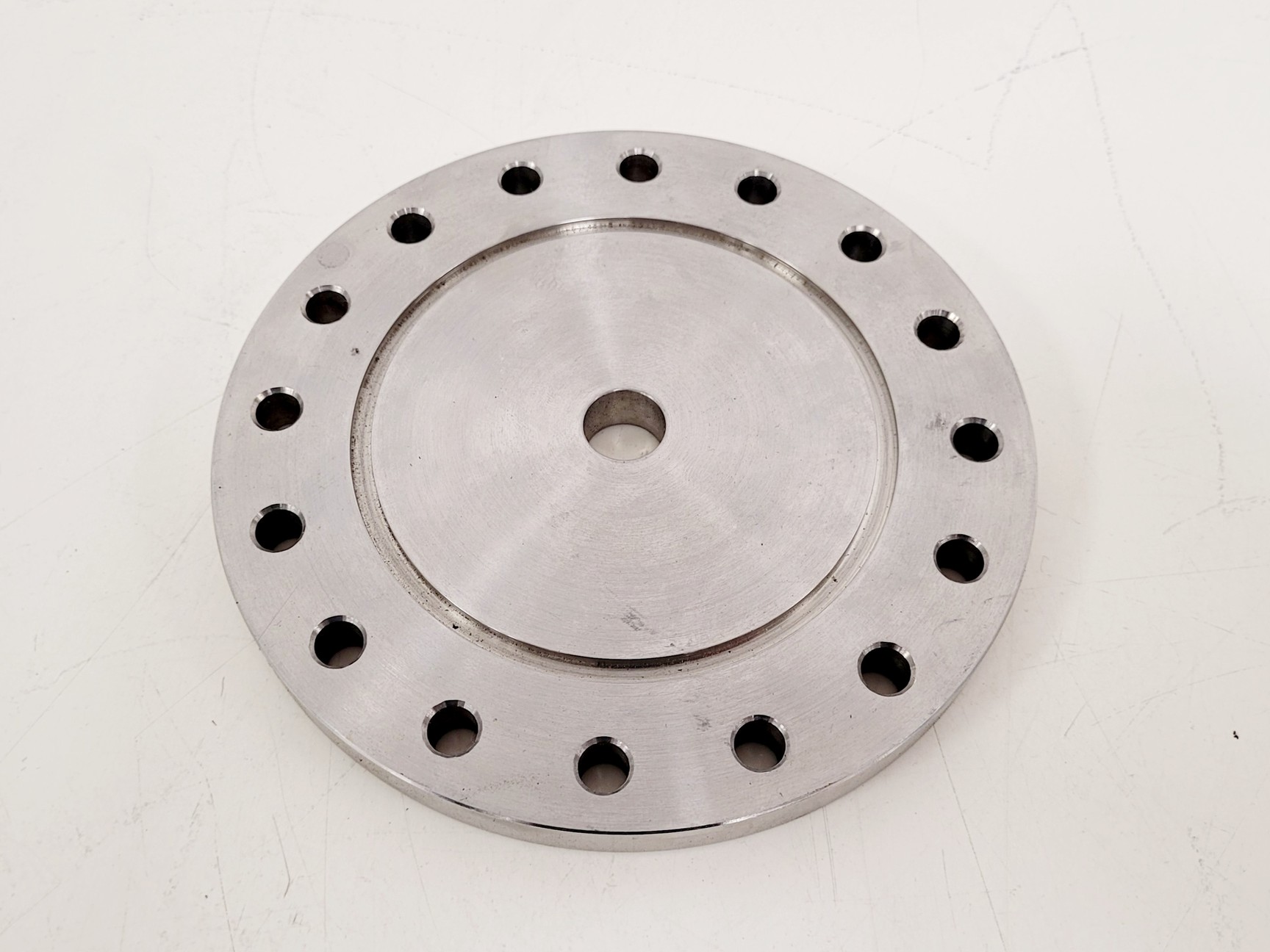 Image of Various Aluminium Chamber Components, Flanges, Viewports & Feed-Throughs 