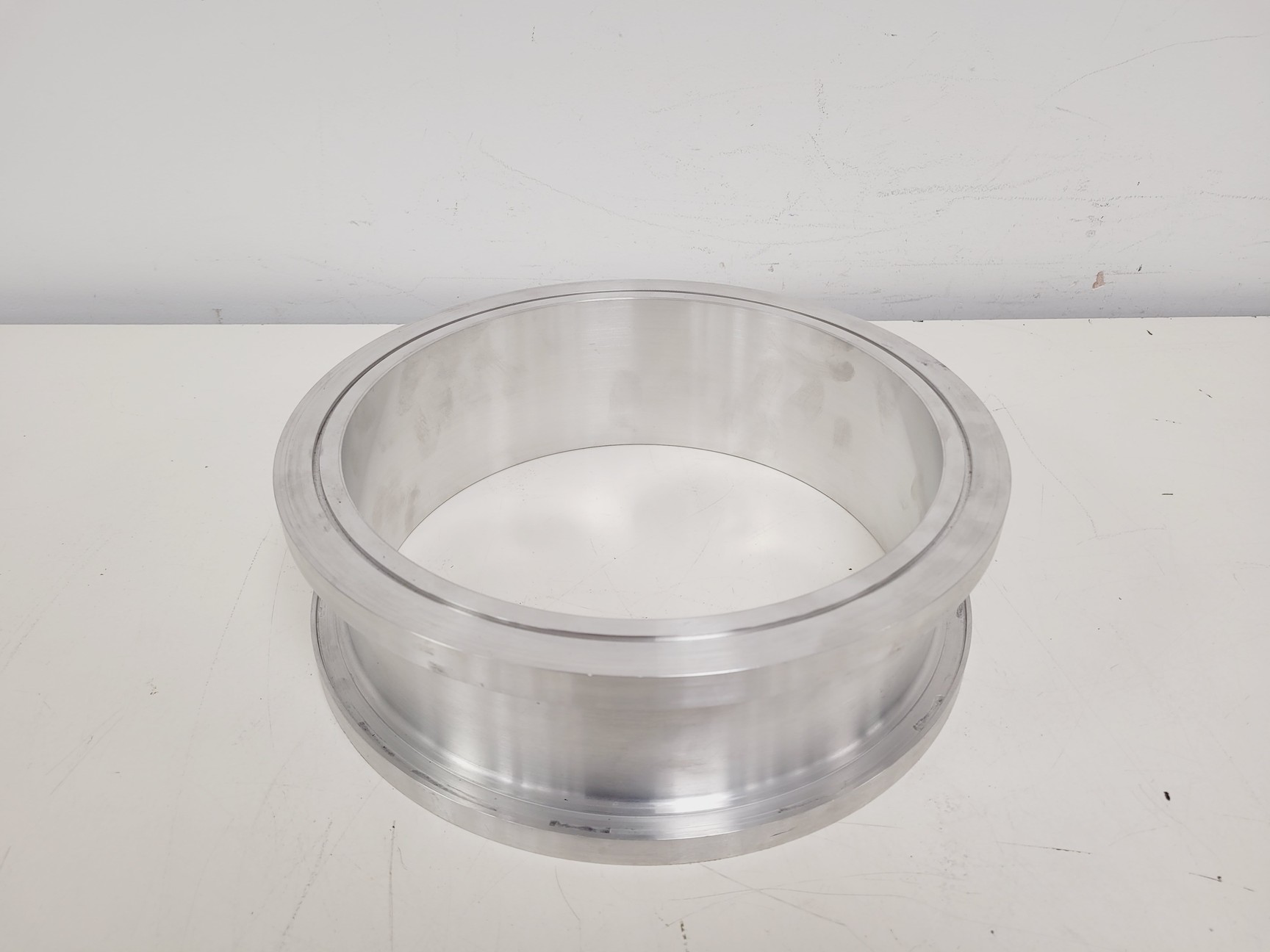 Image of Various Aluminium Chamber Components, Flanges, Viewports & Feed-Throughs 