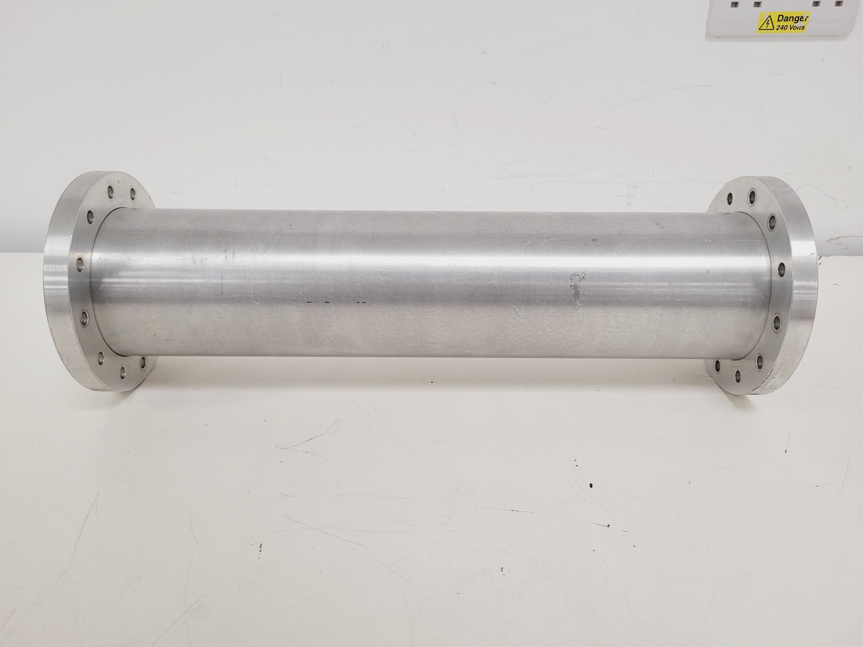 Image of Various Aluminium Chamber Components, Flanges, Viewports & Feed-Throughs 