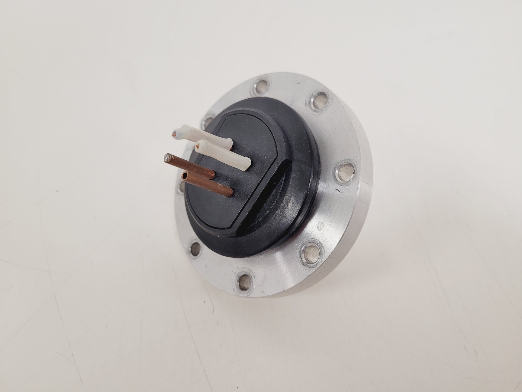 Image of Various Aluminium Chamber Components, Flanges, Viewports & Feed-Throughs 