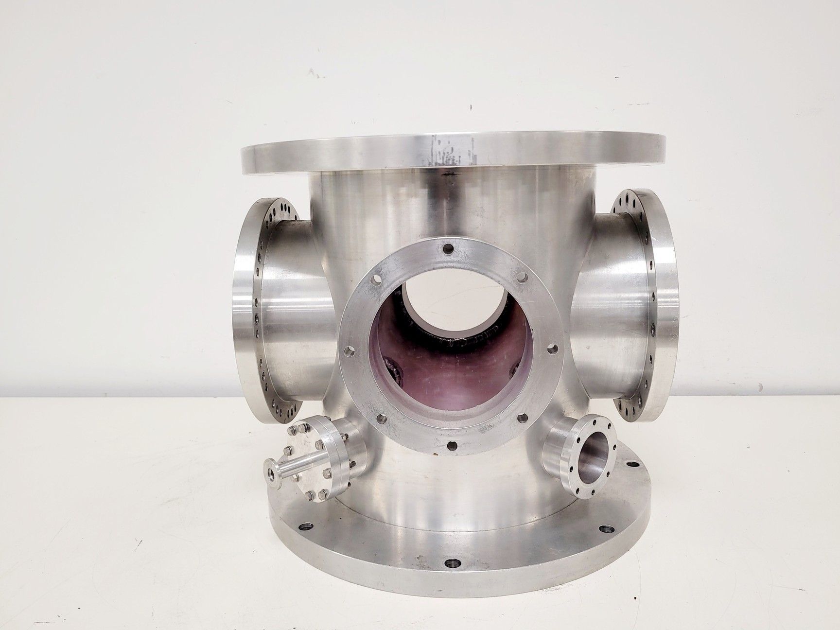 Image of Various Aluminium Chamber Components, Flanges, Viewports & Feed-Throughs 