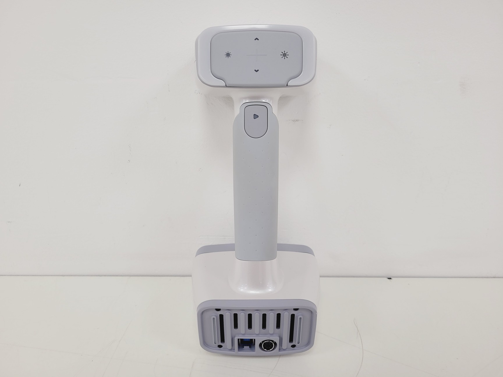 Image of EinScan HI Hybrid LED & Infrared Light Source Handhel Colour 3D Scanner