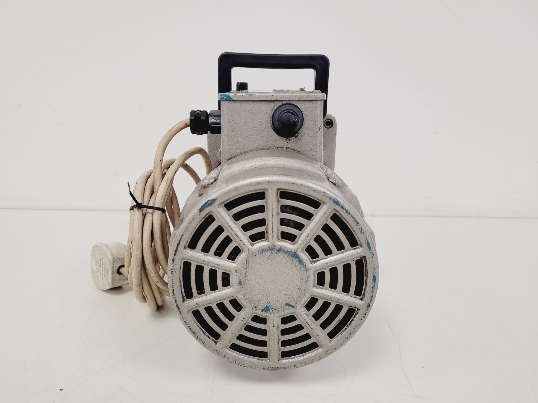 Image of Edwards Modulyo Freeze Dryer with Edwards 5 Vacuum Pump