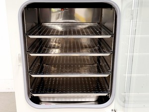 Thumbnail image of NU-5500E Air jacket CO2 incubator with Heat Sterilization Cycle