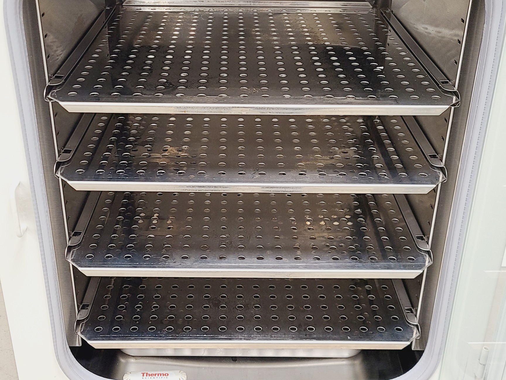 Image of NU-5500E Air jacket CO2 incubator with Heat Sterilization Cycle